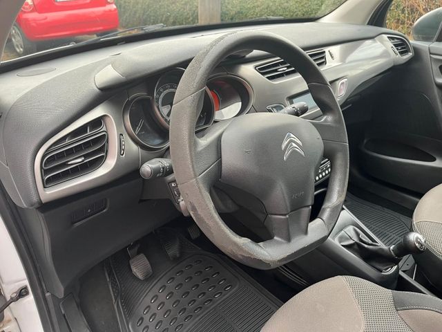 Citroën C3 HDi 70 Attraction*Klimaanlage* Bild 9