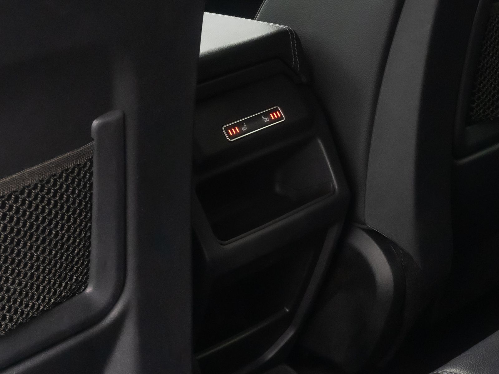 Fahrzeugabbildung Land Rover Range Rover Evoque DAB Kamera SoundSys Leder 18"
