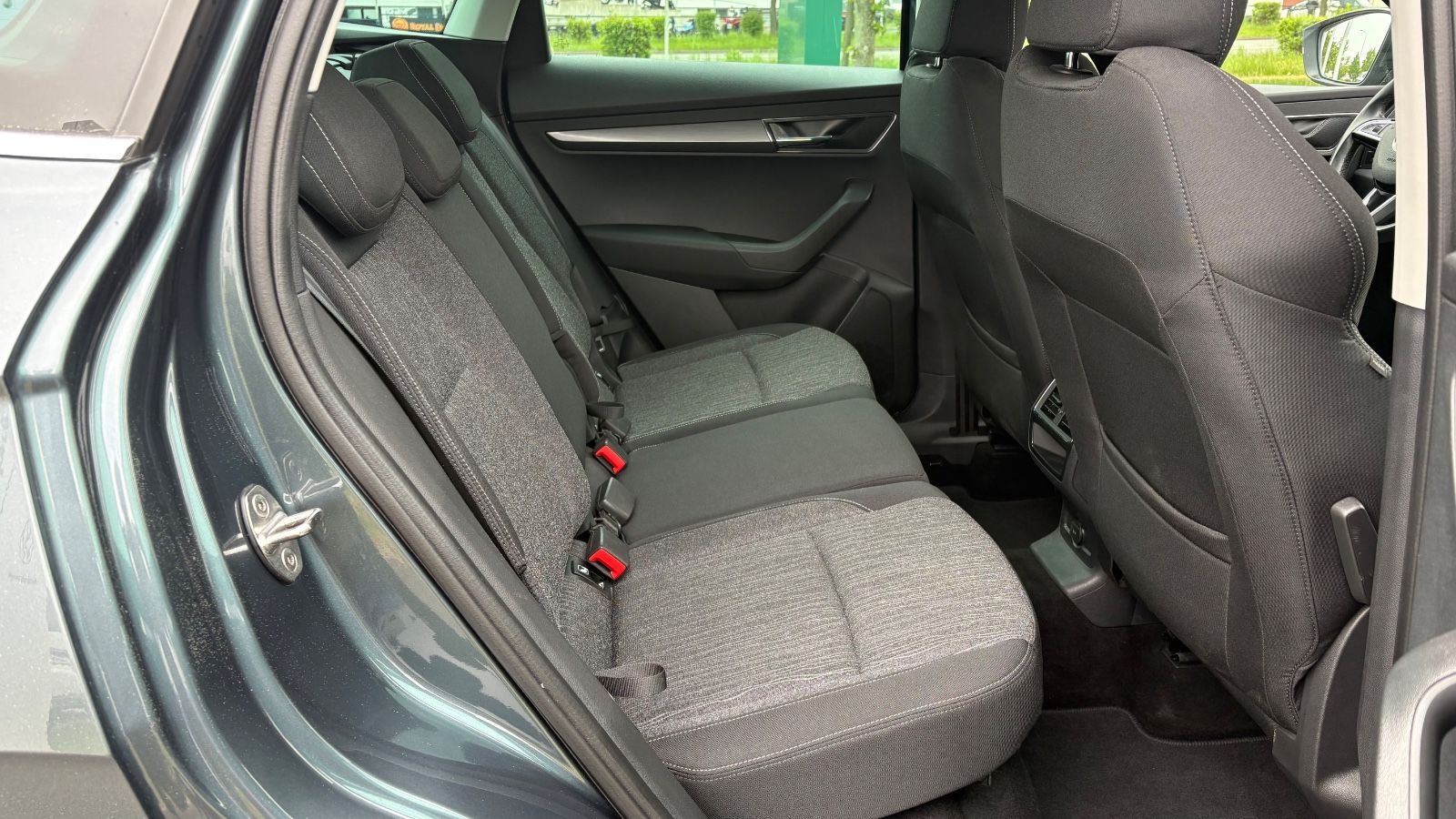 Skoda Karoq Style 2.0 TDI 4x4 AHK NAVI LED TEMPOMAT foto 14