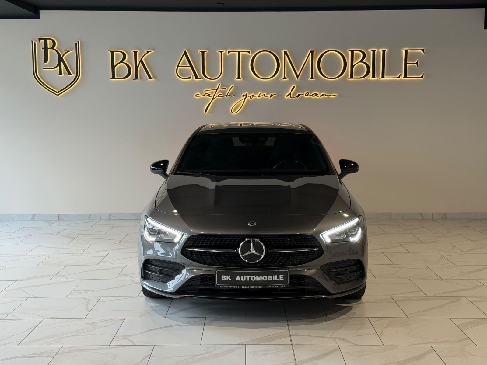 Mercedes-Benz CLA 250 AMG DISTRONIC Night CarPlay LED Ambiente foto 3