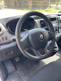 Renault Trafic - 8
