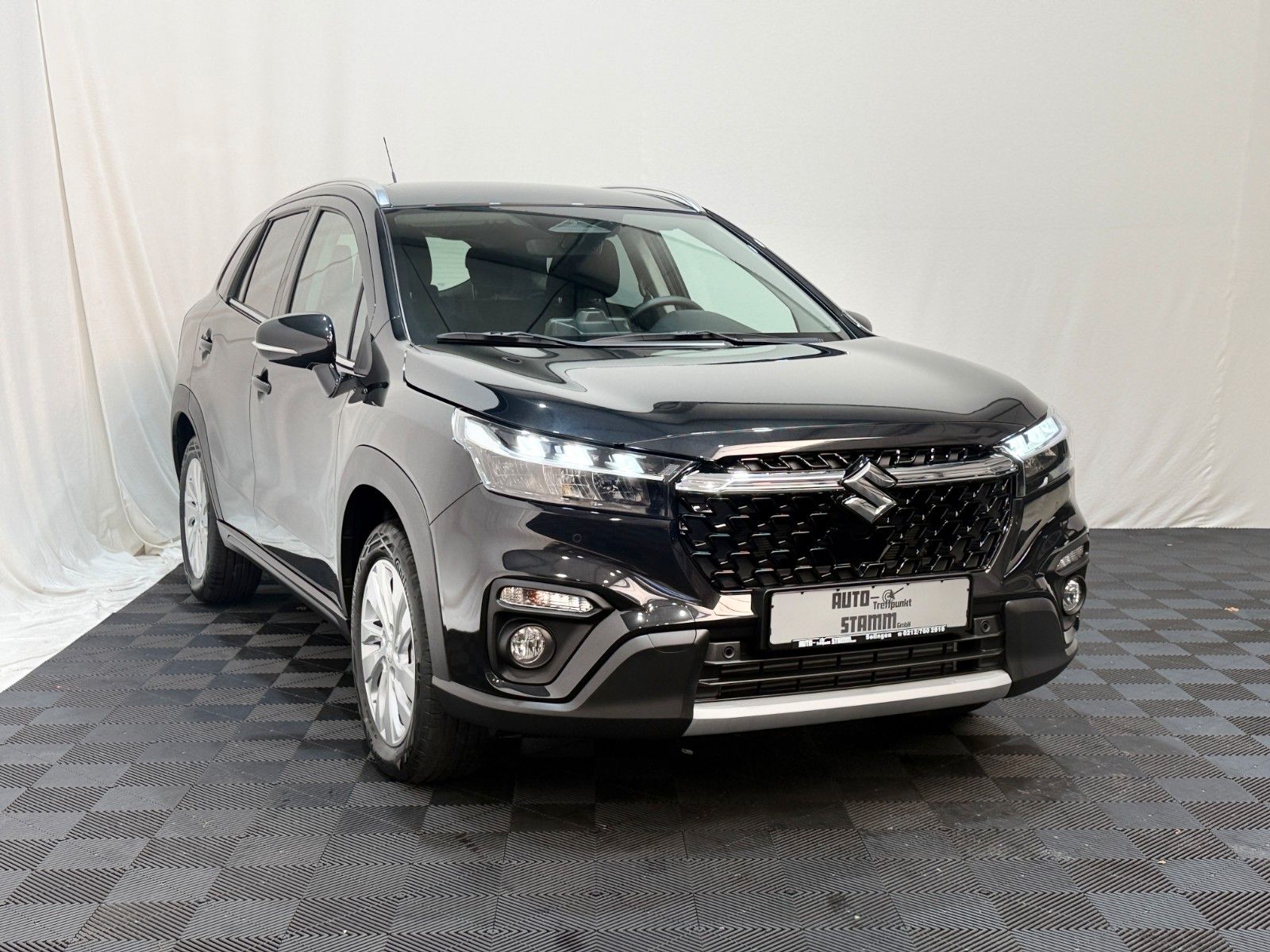 Fahrzeugabbildung Suzuki (SX4) S-Cross 1.4 BOOSTERJET Hybrid Comfort