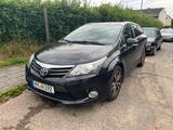 Toyota Avensis Combi 2,2-l-D-4D Automatik Edition 2... - Toyota Avensis mit Diesel-Antrieb: Kombi, Automatik, 2.2