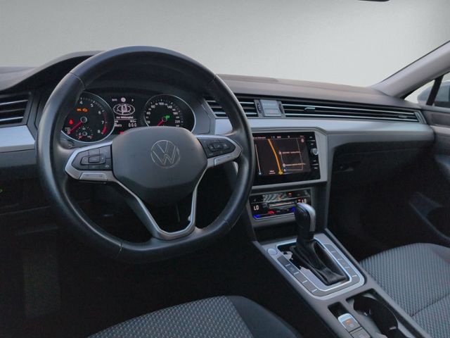 Passat Variant 1.5 TSI Conceptline LED+NAVI.+RFK