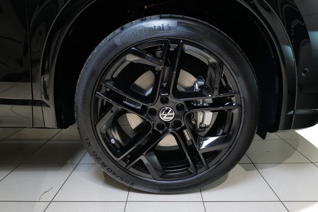 Volkswagen Tiguan 2.0TSI DSG 4Motion R-Line BlackStyle Pano
