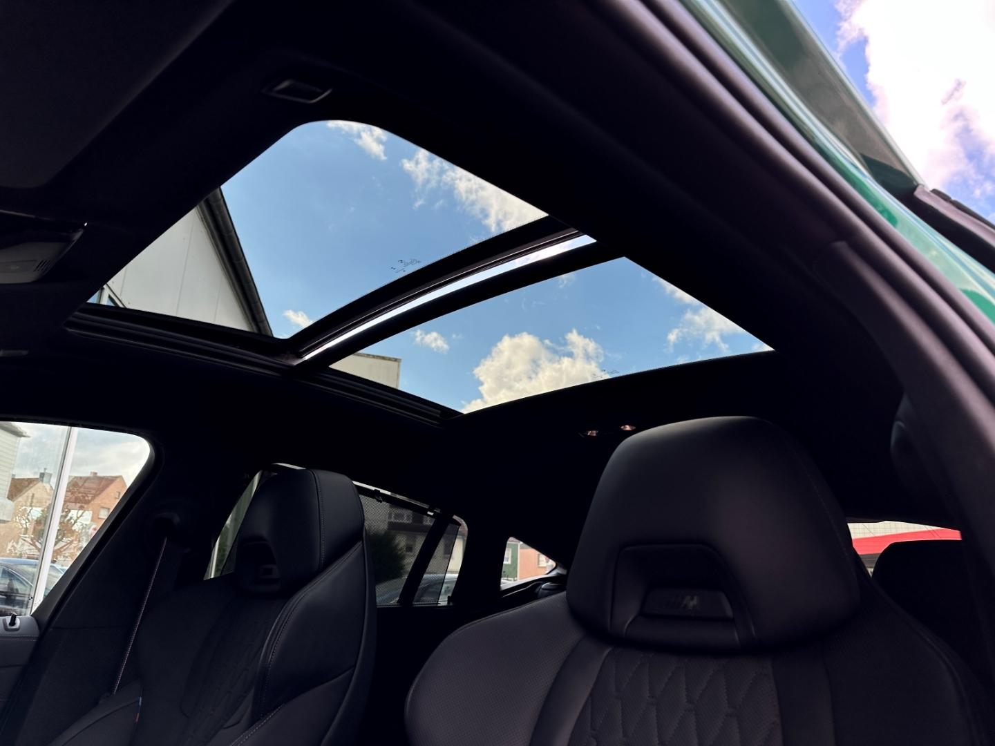 BMW X6 M60 i xD SOFT KLIMASITZE PANO CRYSTAL M-SITZE