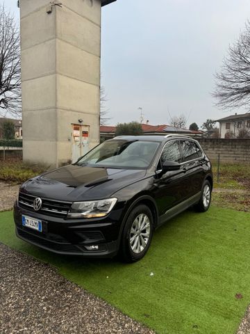 Volkswagen Tiguan 2.0 TDI SCR DSG Sport BlueMoti