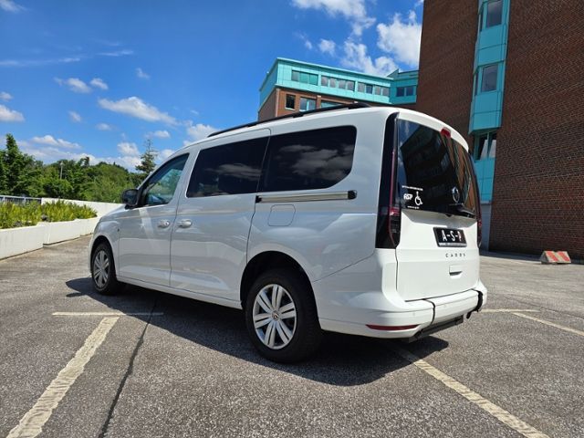 Fahrzeugabbildung Volkswagen Caddy Maxi Heckeinstieg Rollstuhl