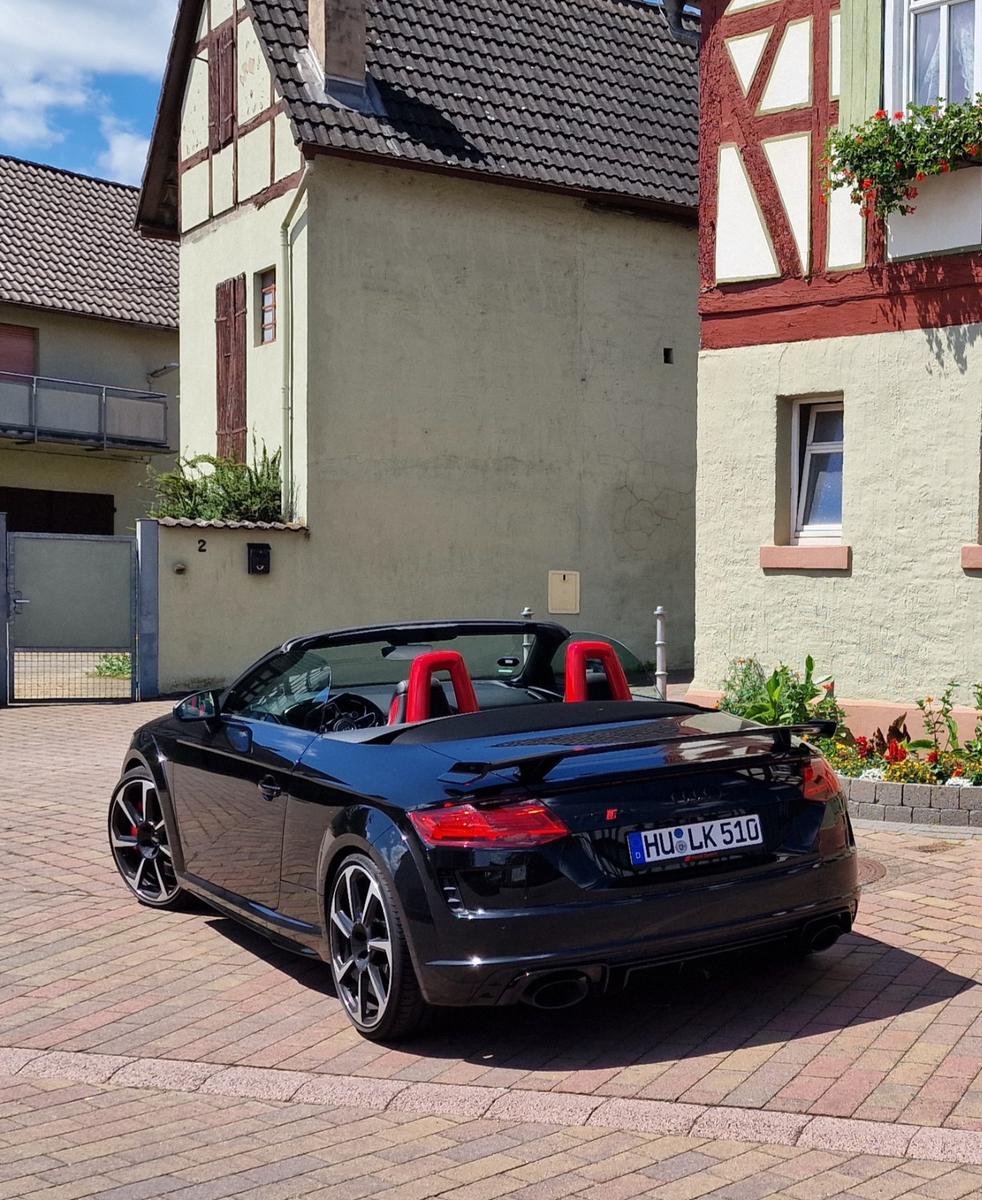 Audi AUDI TT RS 2.5 TFSI QUATTRO Vollausstattung 