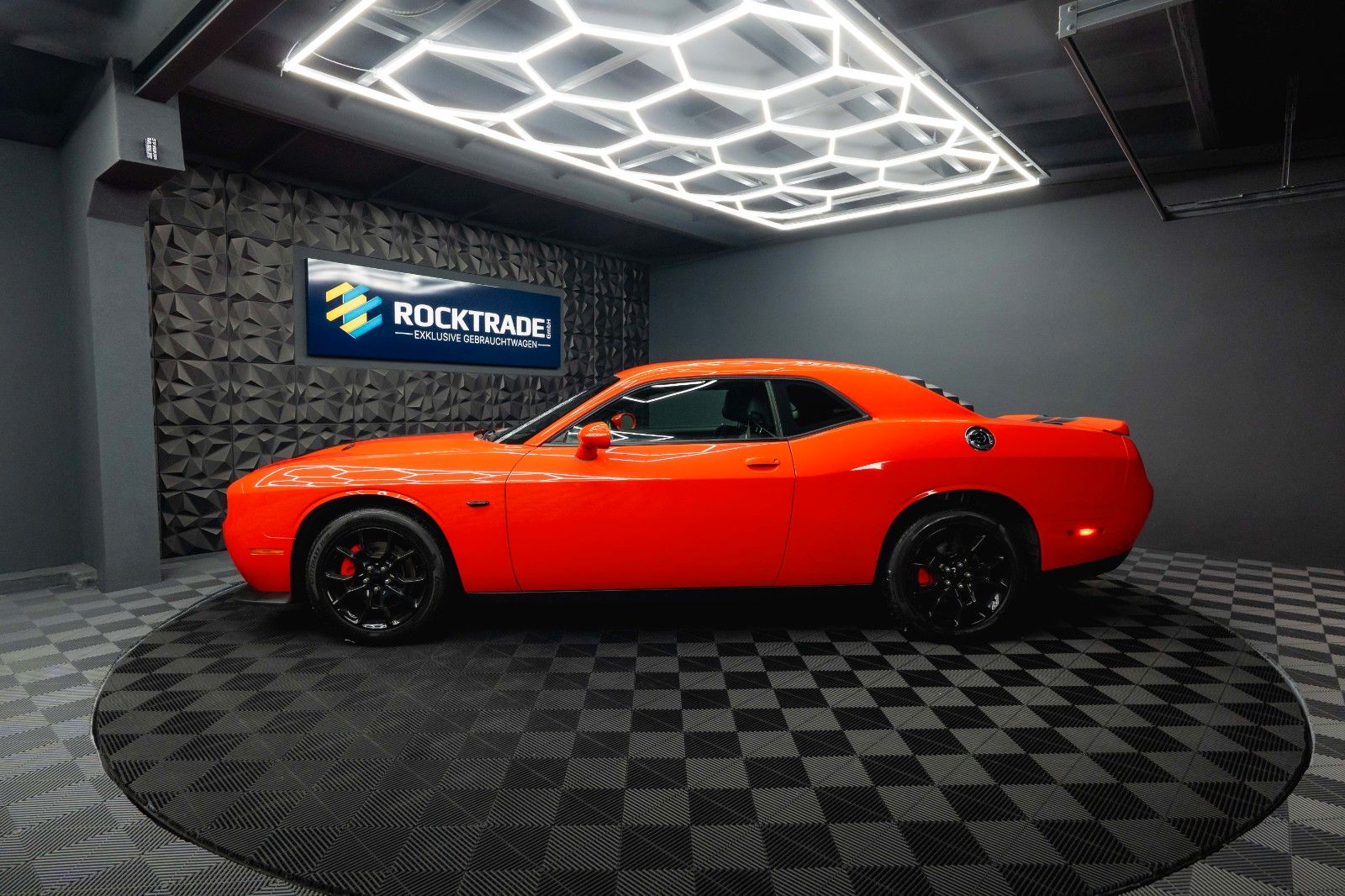 Fahrzeugabbildung Dodge Challenger 3.6 V6 4x4 GT SRT Styling *LED*19%*