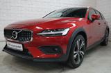 Volvo V60 Cross Country Pro AWD,Automatik,LED - rote Volvo V60
