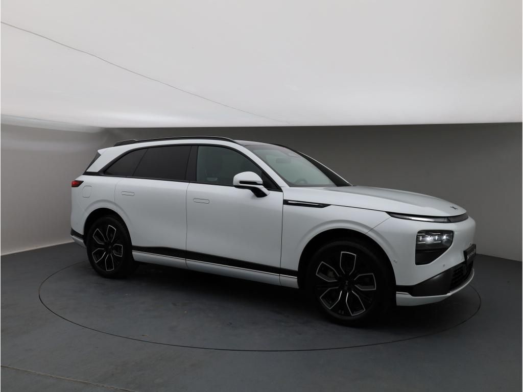 XPENG G9