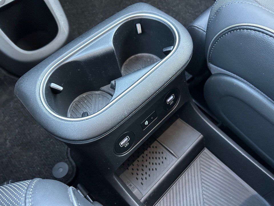 Fahrzeugabbildung Hyundai IONIQ 5 4WD 73kWh UNIQ RELAX-P 1HD 20+HUD+BOSE+