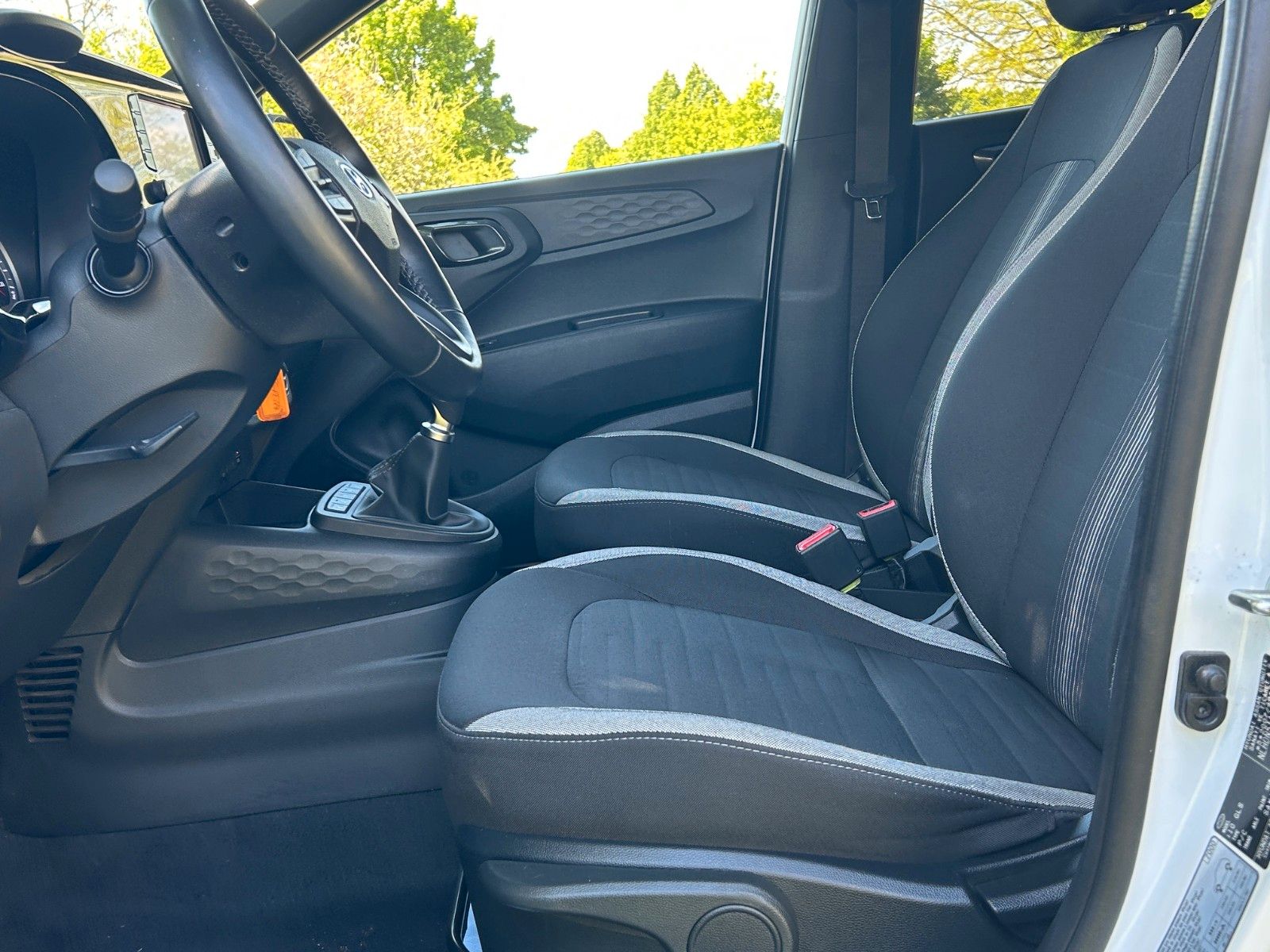 Fahrzeugabbildung Hyundai i10 1.0 Connect & Go *Navi*Klima*CarPlay*Kamera*