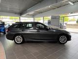 BMW 330 e Touring Advantage Laser+ACC+HuD+Cockpit - BMW 330 in Hamm