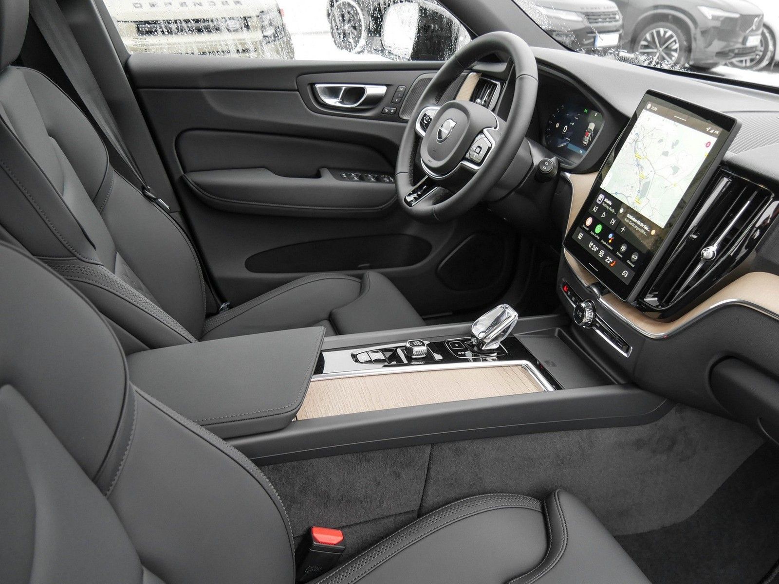 Volvo XC60 T6 Plus Dark 360°*Pano*Harman/Kardon imagem 3