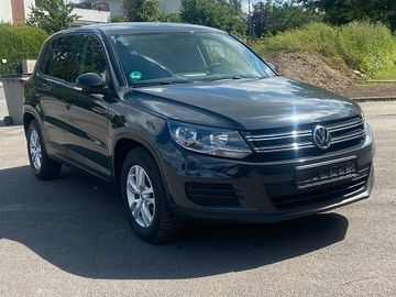 Volkswagen Tiguan - 3