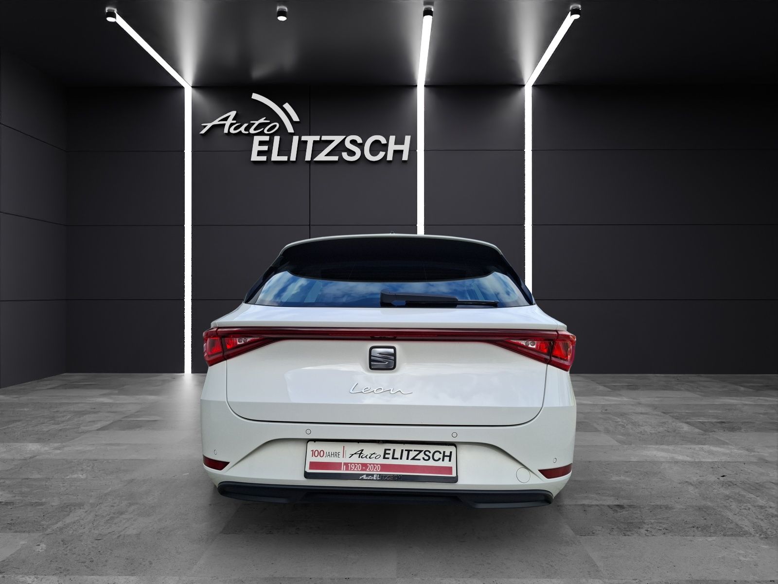 Fahrzeugabbildung SEAT Leon ST TDI Style DSG LED Navi AID ACC RFK SH
