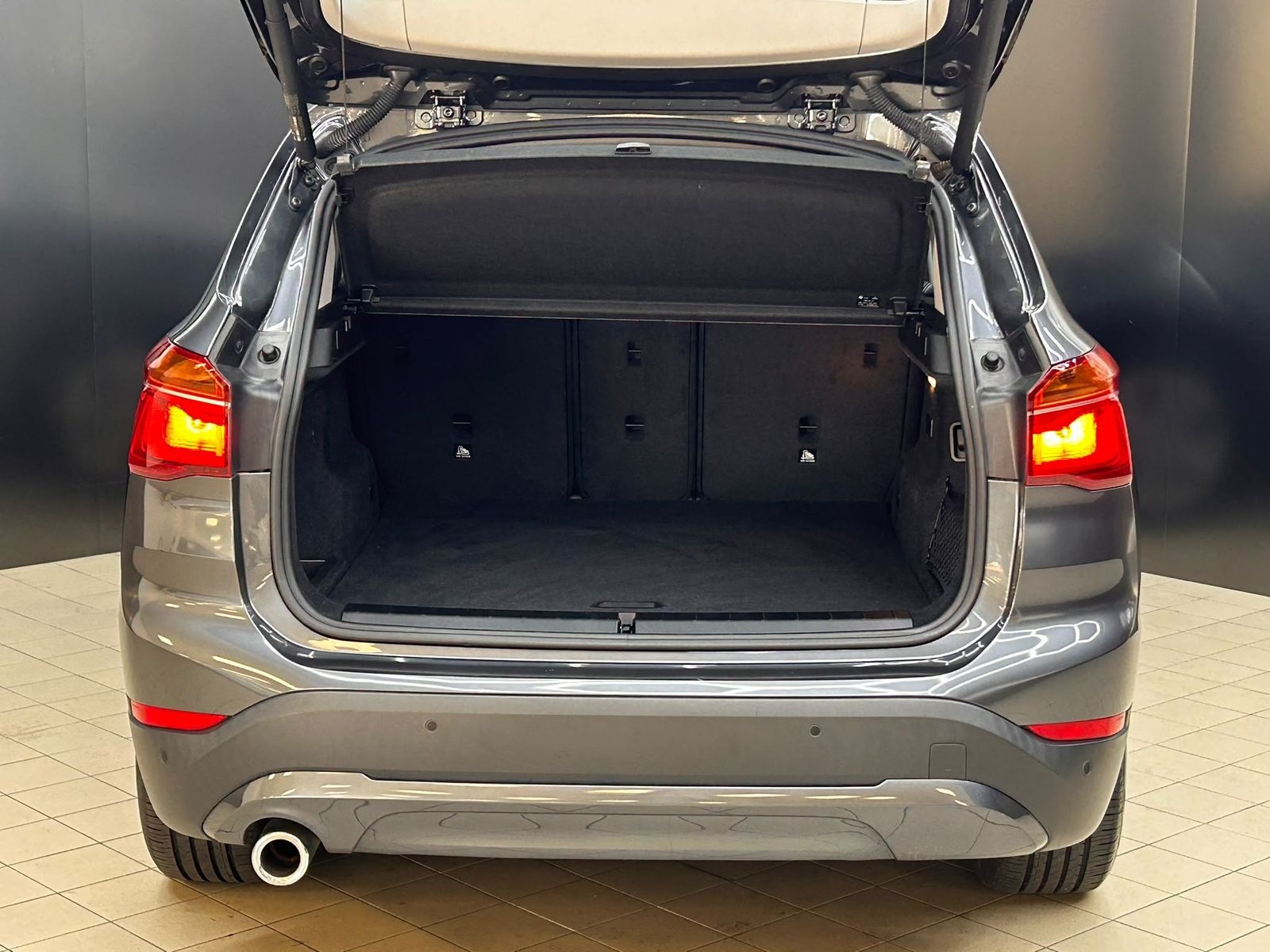 Fahrzeugabbildung BMW X1 25e xDr Advant LEDER+LED+NAVI+SHZ+ACC+PDC+MF+