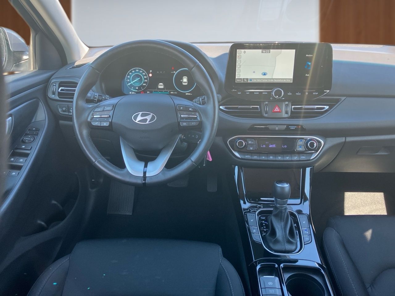 Fahrzeugabbildung Hyundai i30 DCT PRIME LED*NAVI*TEMPO*WINTER*CARPL*KAM*2Z