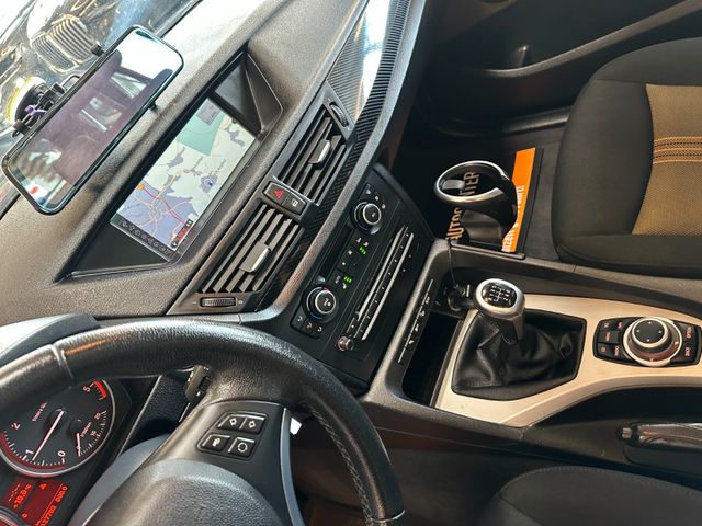 BMW X1 18 d xDrive *Navi*Pano*BiXenon*AHK*