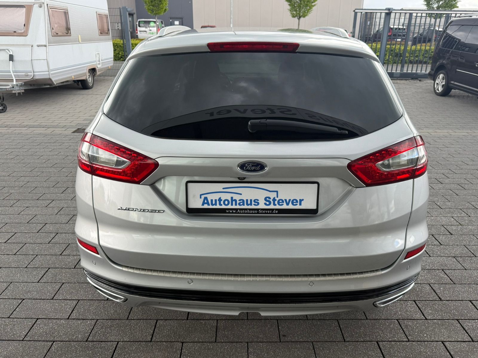 Fahrzeugabbildung Ford Mondeo Turnier Titanium NAVI KLIMA LED PDC AHK