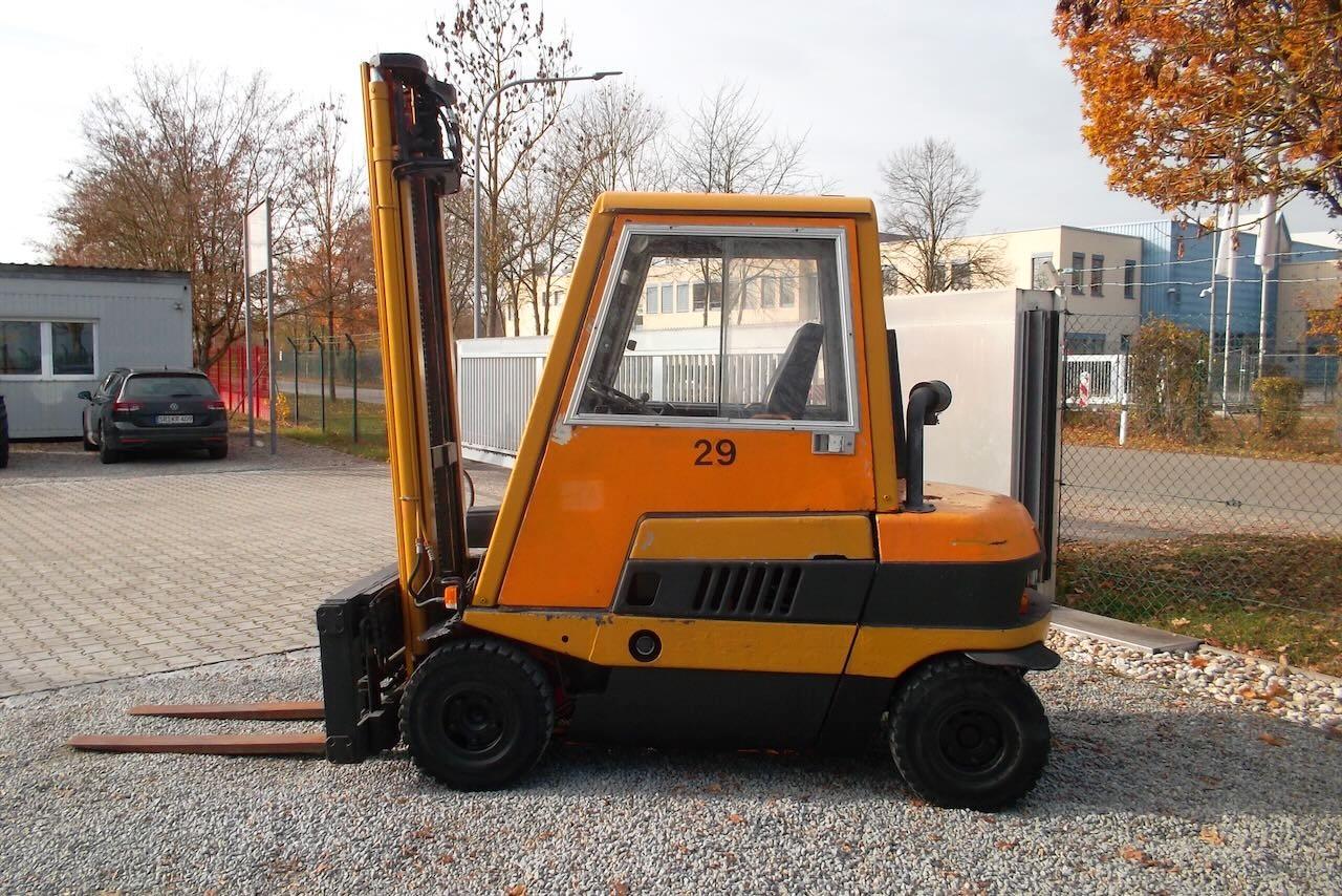 Linde H30D+Zinkenverstellung+Seitenschieber