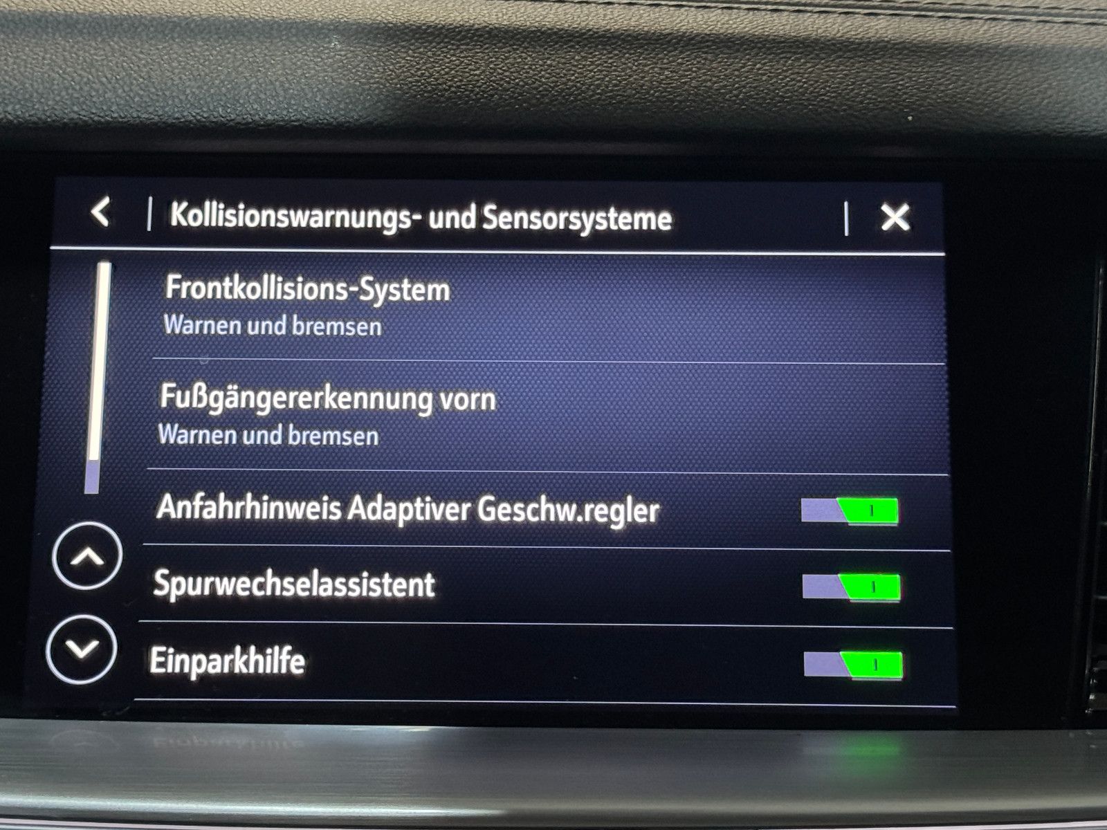 Fahrzeugabbildung Opel Insignia B Sports Tourer GSi 4X4 OPC PERFORMANCE