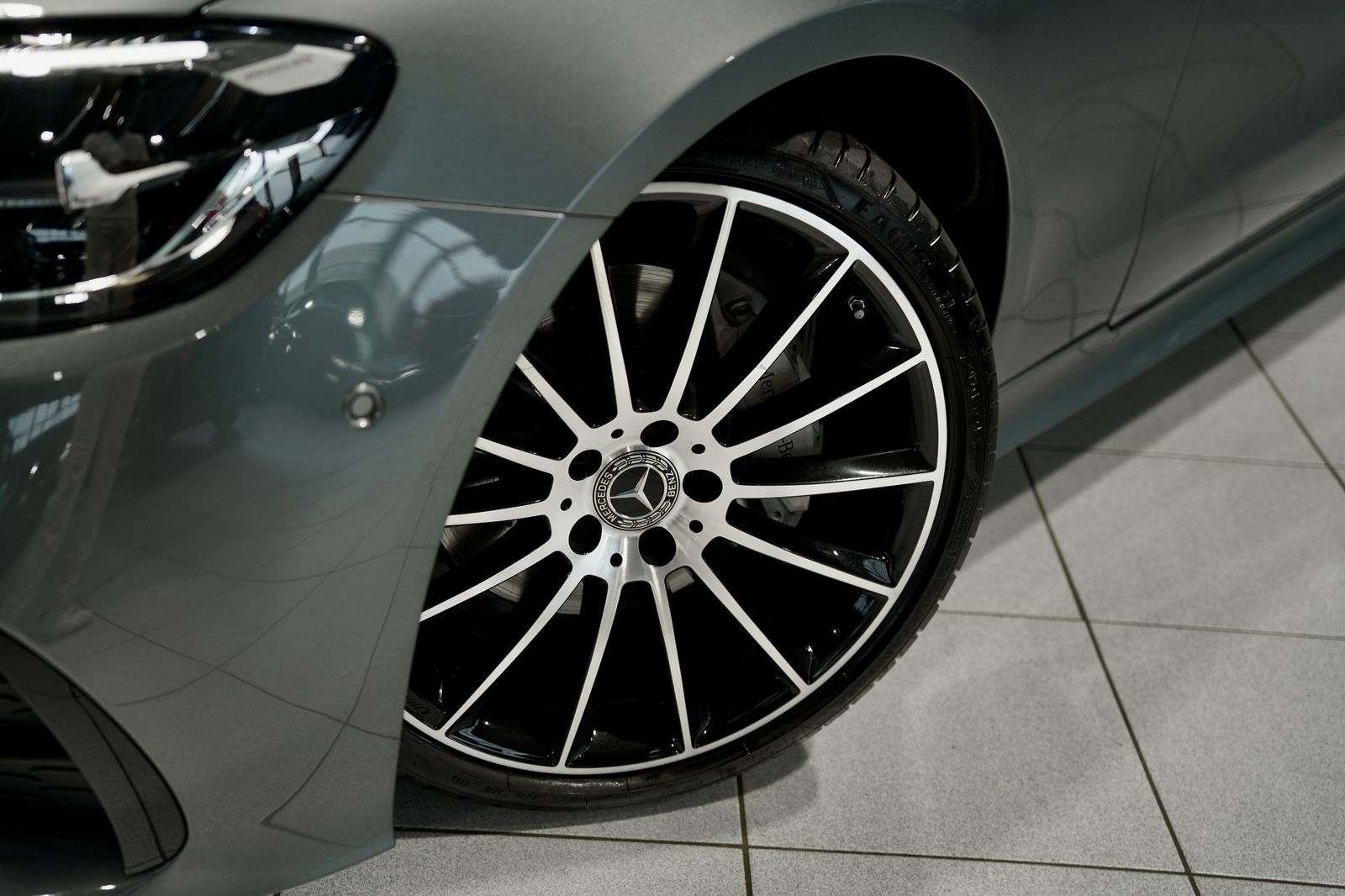 Mercedes Benz E 220