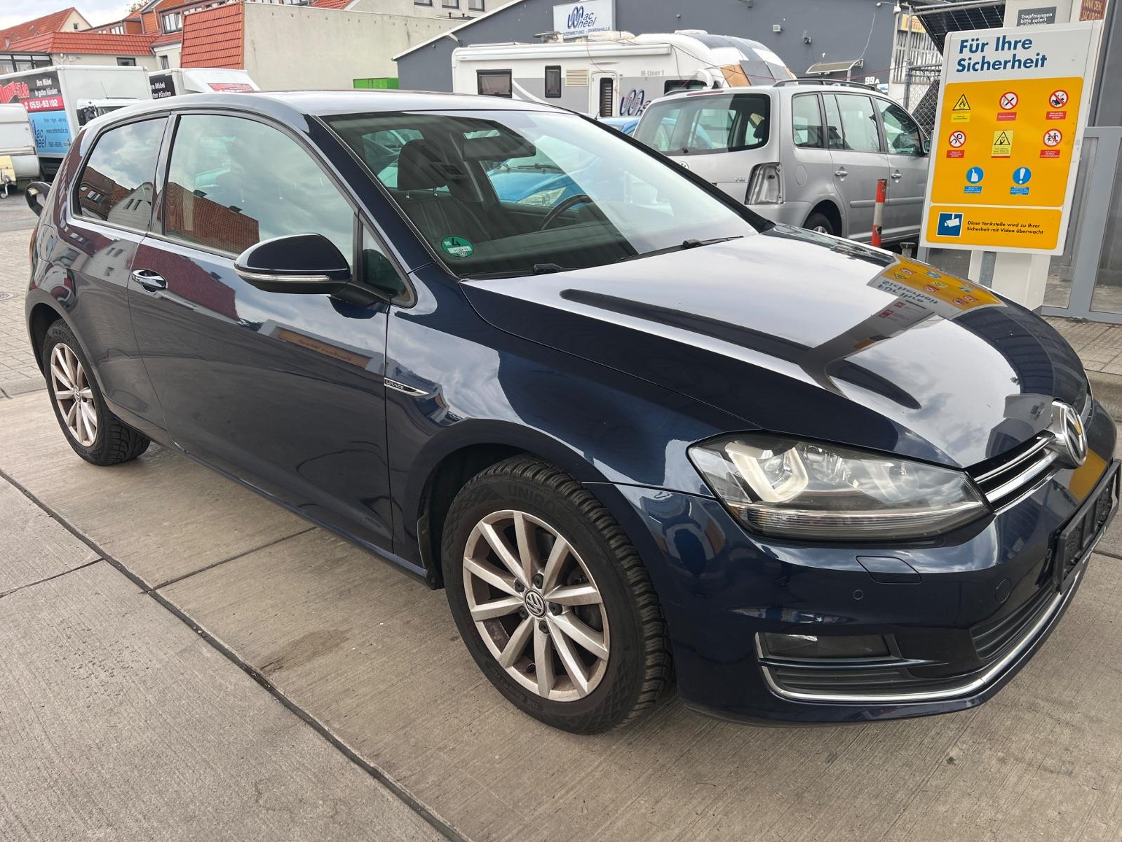Volkswagen Golf VII Lim. Lounge BMT TÜV NEU