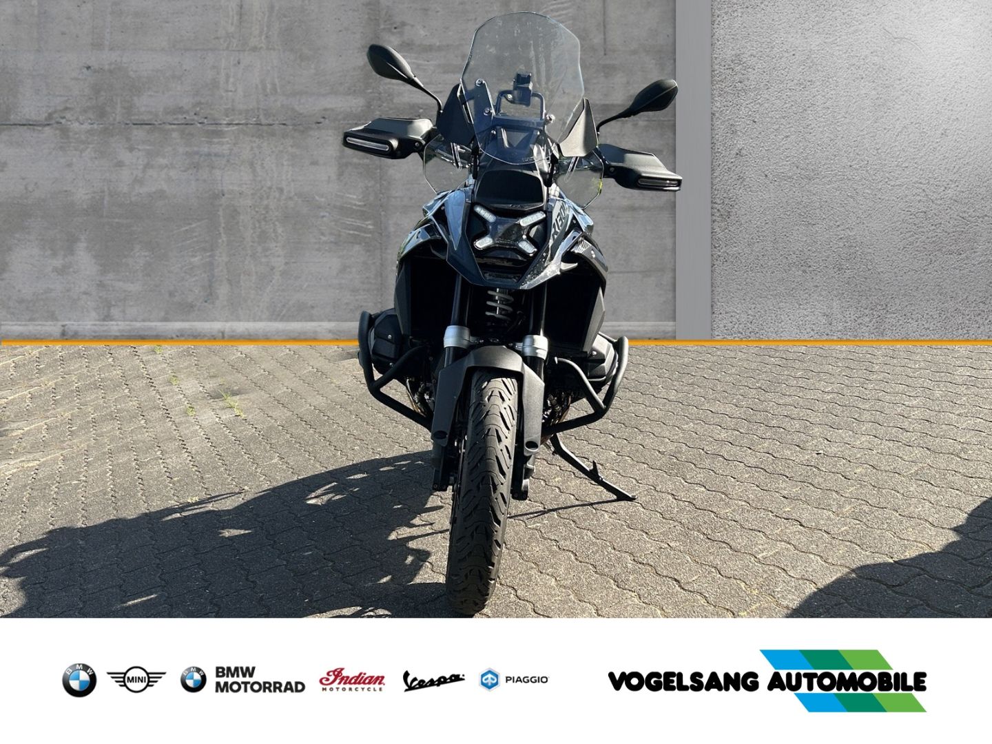 Fahrzeugabbildung BMW R 1300 GS Carbon-Parts, Dynamik-Paket, Touring-P