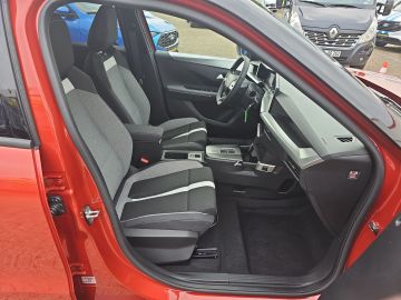 Bild 13 Opel Frontera Electric e GS Navi Digitales Cockpit LE