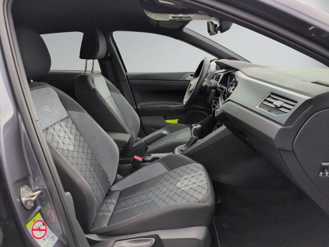 Polo 1.0 TSI DSG R-LINE LED+KAMERA+ACC+KLIMAAUTO