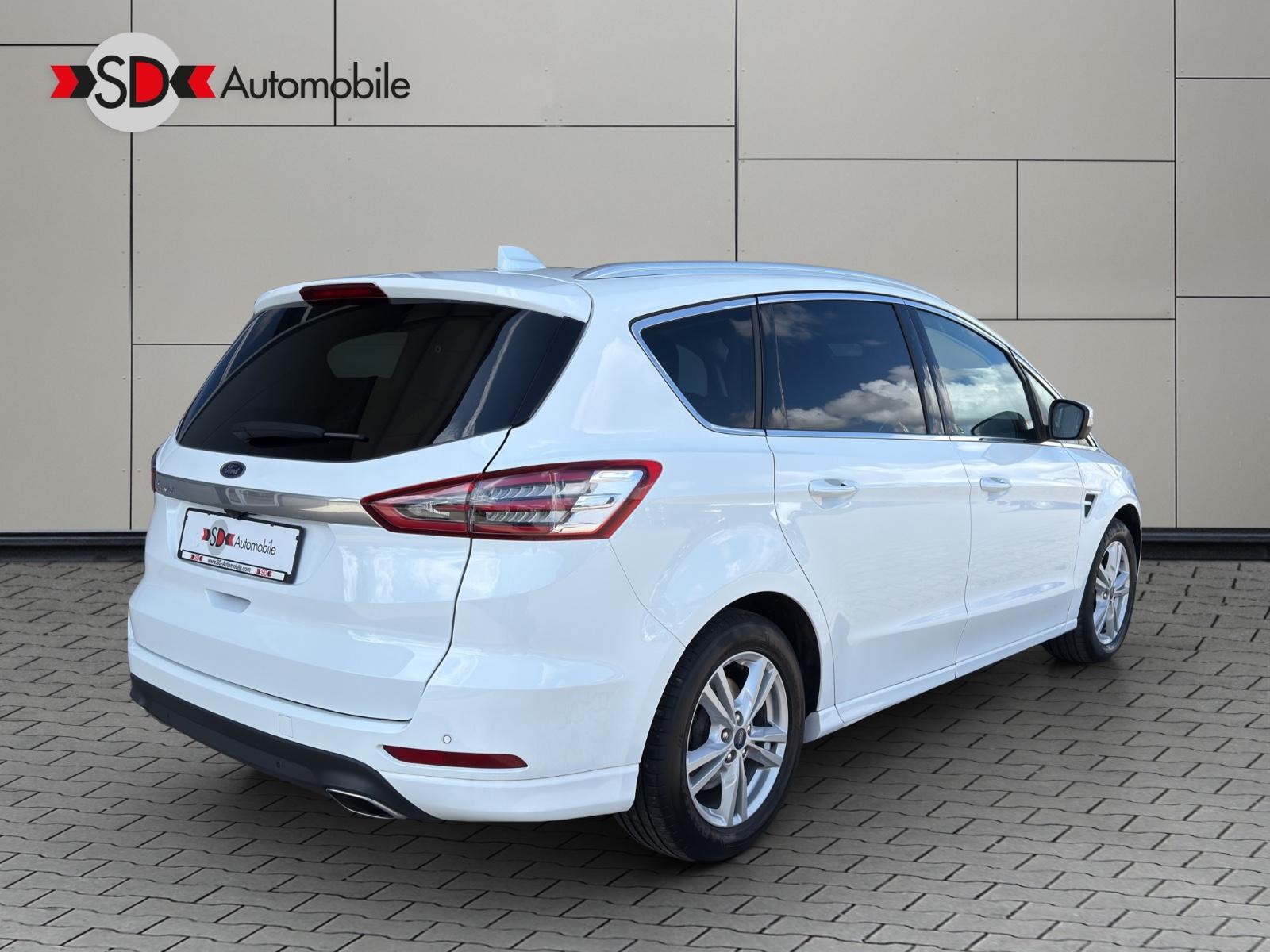 Ford S-MAX 2.0 Titanium LED Facelift AHK Garantie