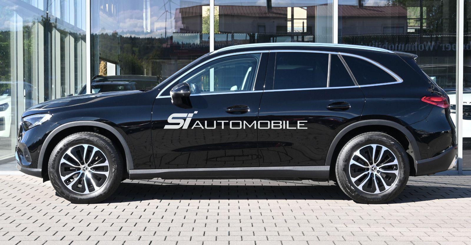 Fahrzeugabbildung Mercedes-Benz GLC 200 4MATIC Aut. °AHK°MEMORY°360°-KAM°8-FACH°