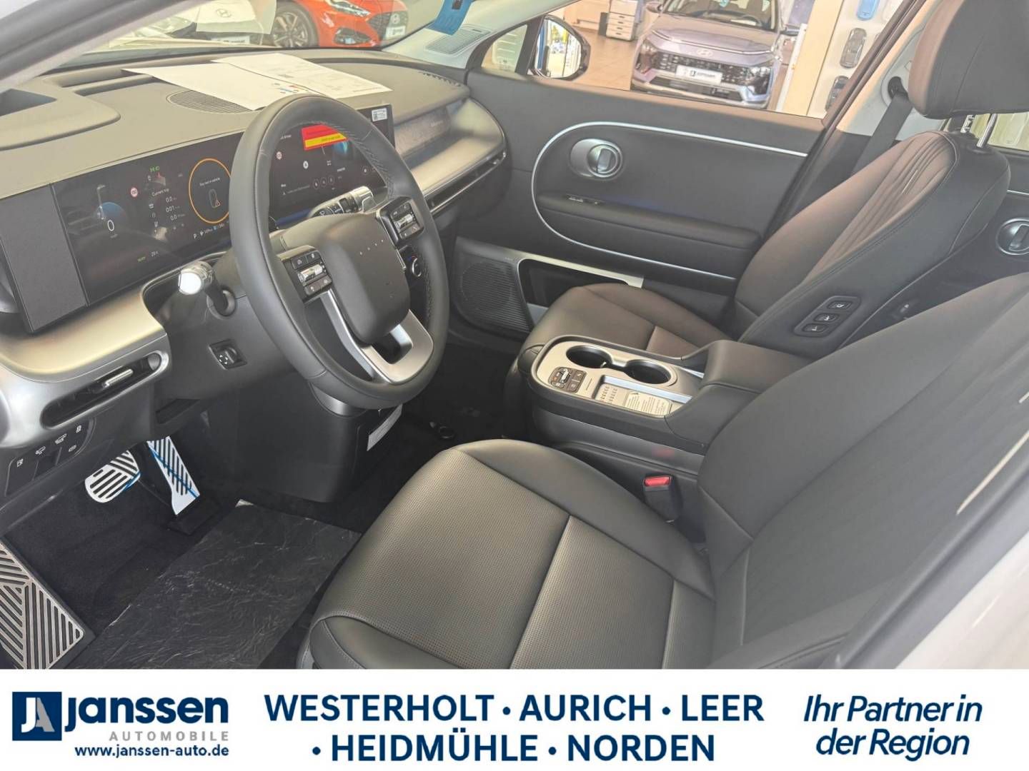 Fahrzeugabbildung Hyundai IONIQ 9 UNIQ Panorama-Glas-Schiebedach, Swivel-P