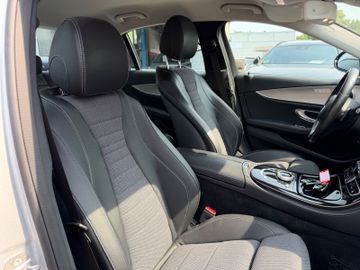 Mercedes E 220 - 10