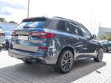 BMW X5 xDrive45e M Sport PANO AHK RFK NAVI Standh. - BMW: M
