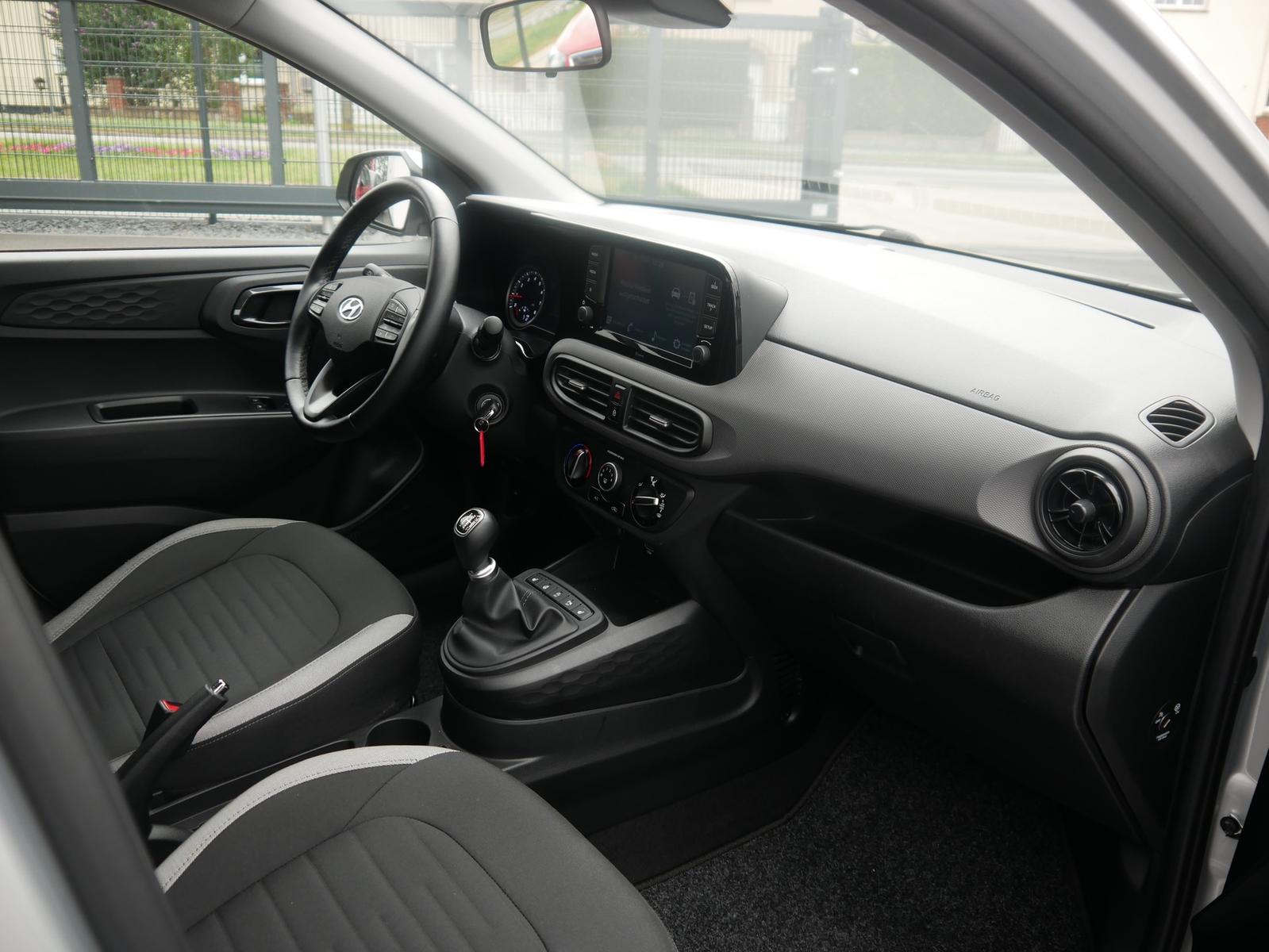 Hyundai i10 1.0 Trend Sitzheizung Tempomat Spurhalte PDC