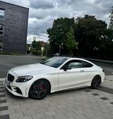 Mercedes-Benz Coupé, Panoramadach, Burmester, Head up, Memory - Mercedes 300 Benzin Gebrauchtwagen