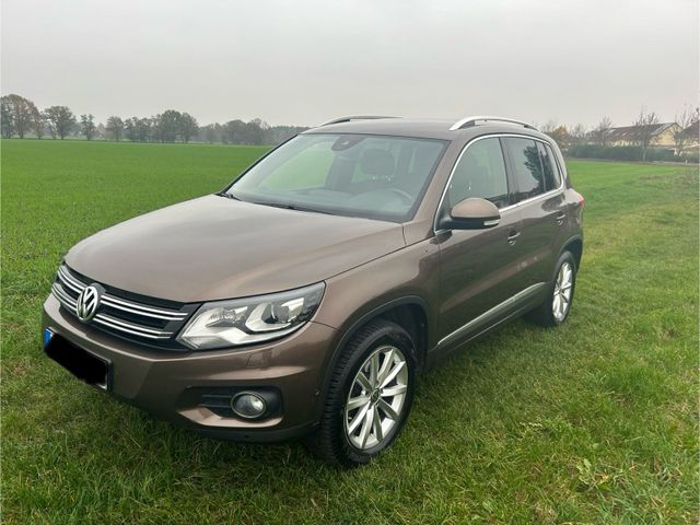 Volkswagen Sehr gut erhaltener VW Tiguan mit frischen...