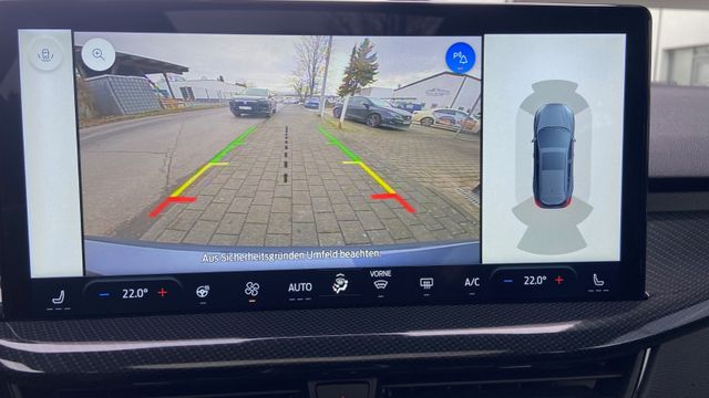 Fahrzeugabbildung Ford Focus Turnier ST-Line X, Styling*PANO*Matrix-LED