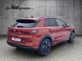 Volkswagen T-Roc 1.5 l eTSI DSG R-Line AHK+Head-up+BlackSty - Volkswagen: Stoff