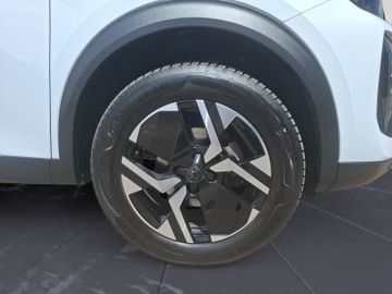 Peugeot 2008 - 11