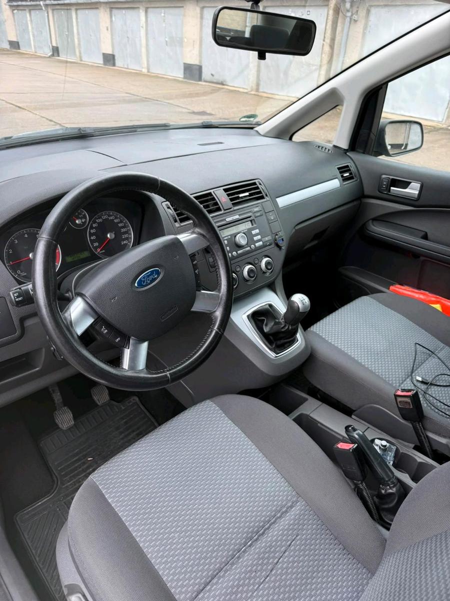 Ford Focus 2006 — photo 6