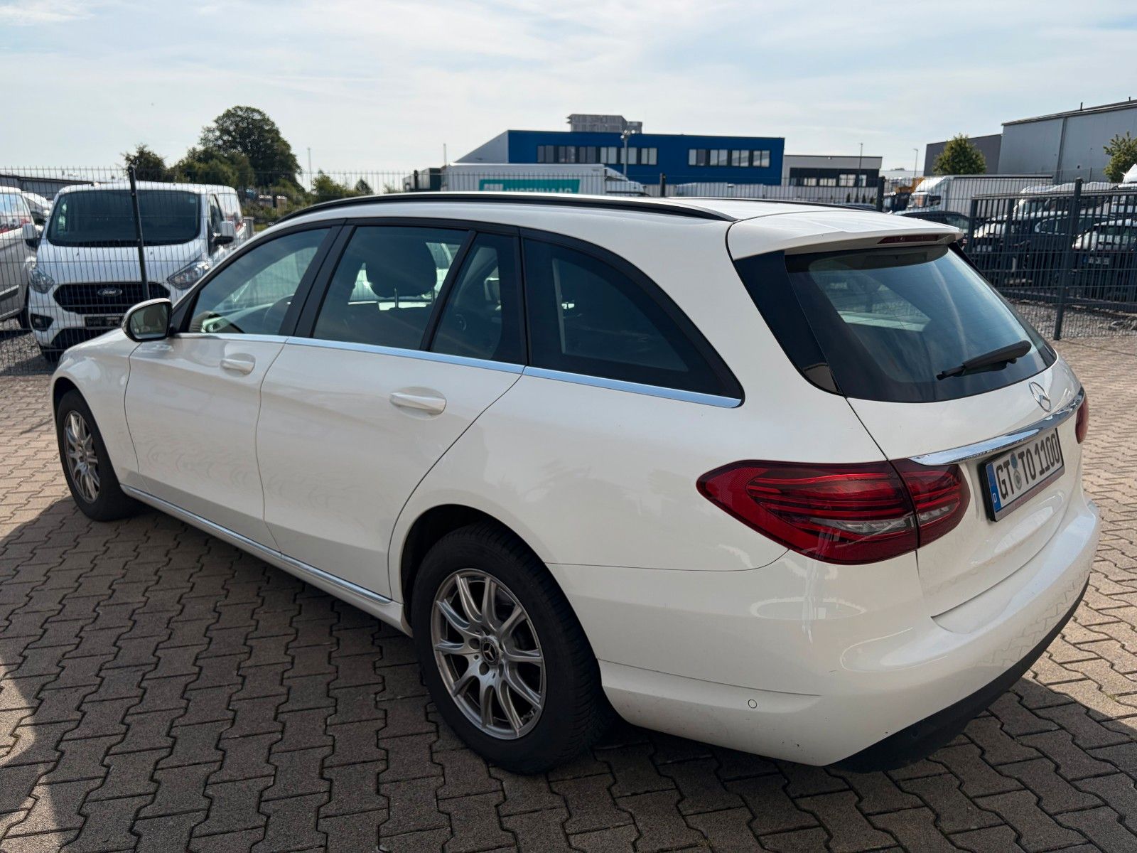 Fahrzeugabbildung Mercedes-Benz C 220 T CDI