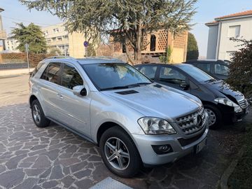 Mercedes ML 350 - 11