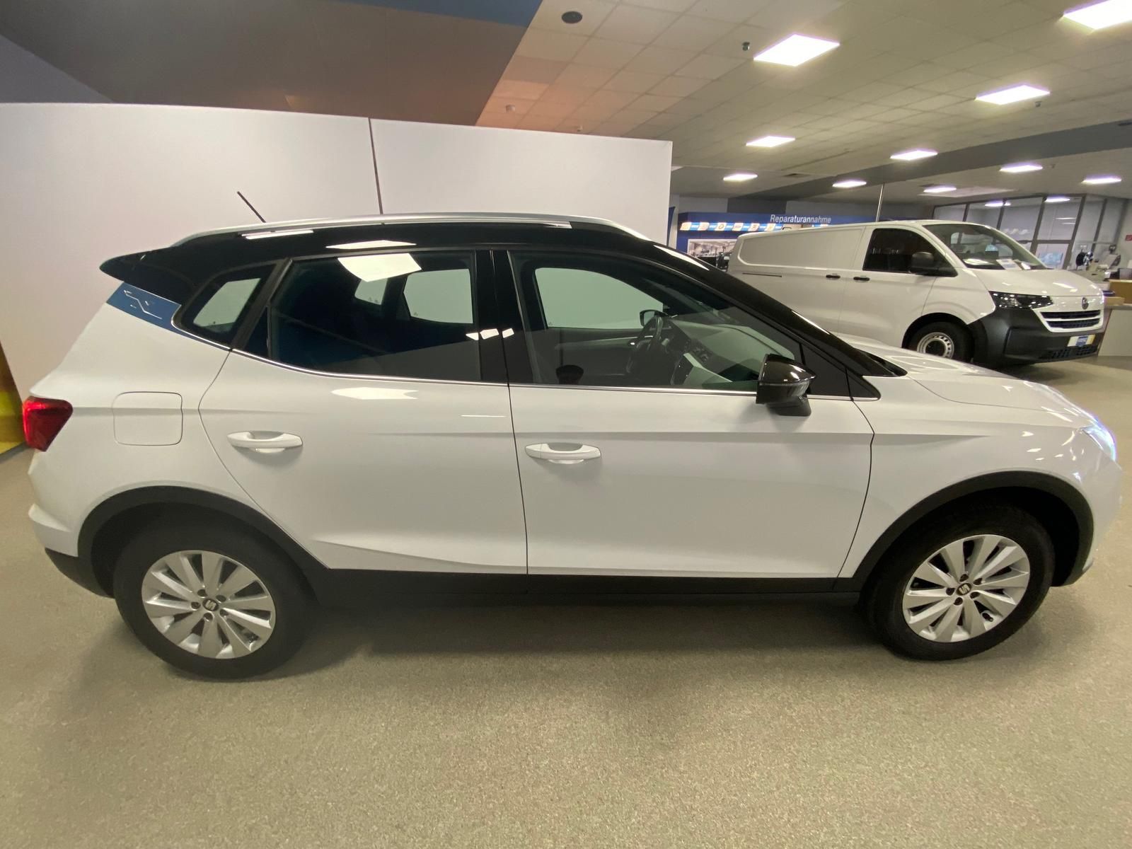 Fahrzeugabbildung SEAT Arona 1.0 TSI Xcellence+APP+NAVI+PDC+LED+TEMPOMA