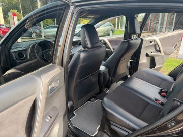 Toyota RAV 4 - 10