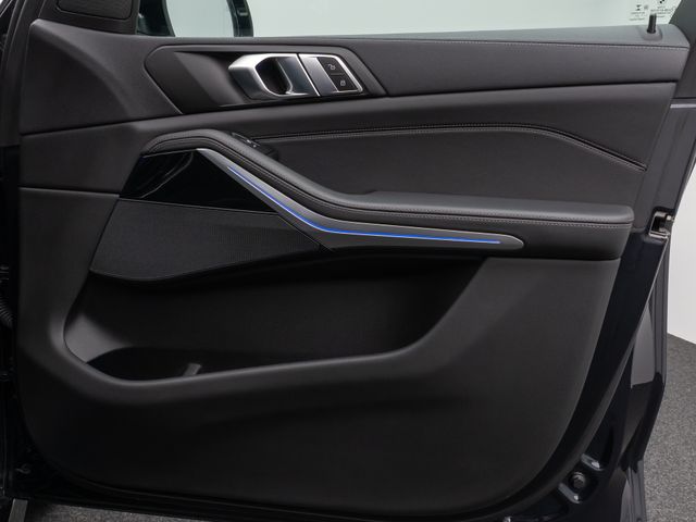 Foto Nummer 32: BMW X5 M50